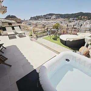 Luna With Jacuzzi, 5mins Walking To The Beach, Sea And Castle View Big Terrace , Tossa de Mar España